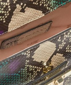 Eastwear.shopae21984db5 5